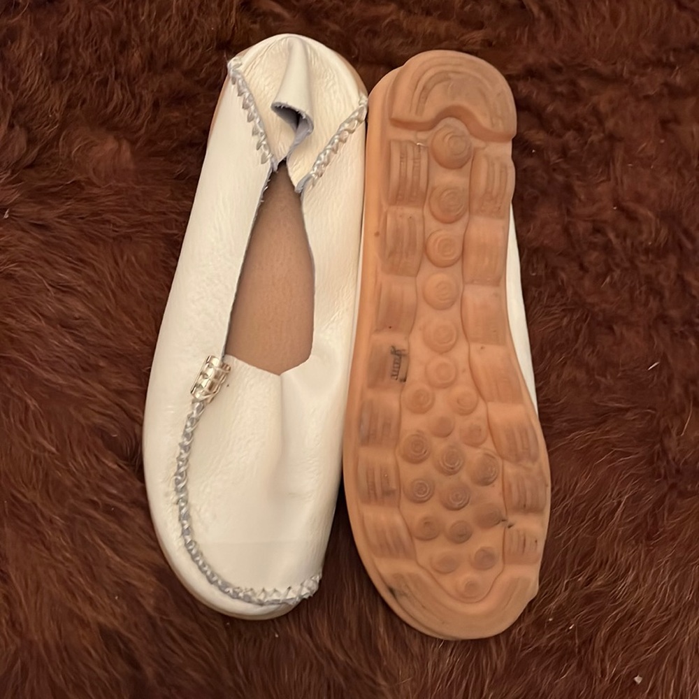 Super soft women’s loafer shoes